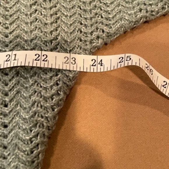 Nicole Miller Mint Green Knit Oversized Sweater - Size X-Small - Picture 11 of 12